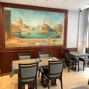 Otel Admiral, Cenevre