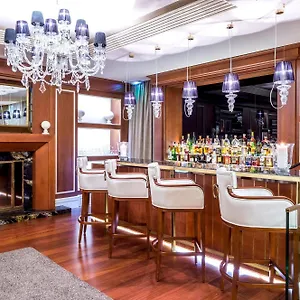 Hotel Century, Ginevra